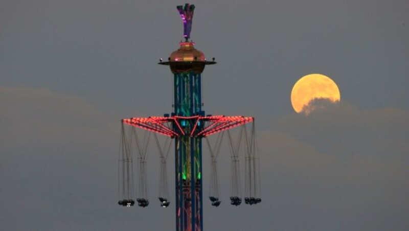 Der aufgehende Blutmond über Israel (Bild: AP)