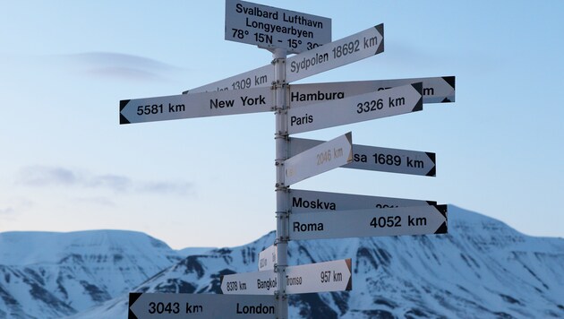 Ein Hinweisschild auf Spitzbergen (Bild: stock.adobe.com)