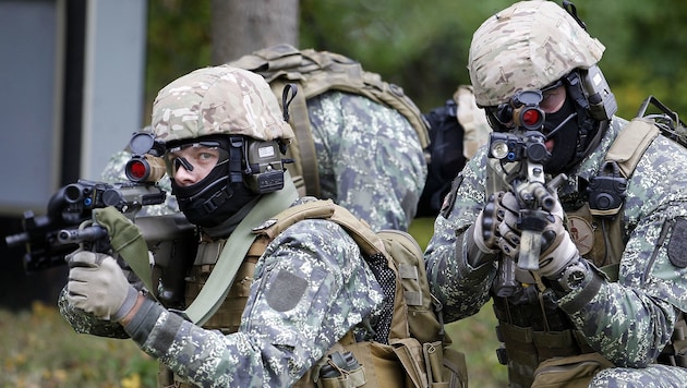 Soldaten des Jagdkommandos (Bild: Bundesheer/Dragan TATIC)