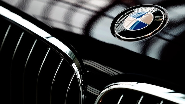 BMW hat 2022 die EU-Flottenemissions-Grenzwerte deutlich unterschritten. (Bild: Associated Press)