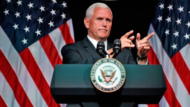 Vizepräsident Mike Pence bei der Präsentation der „Space Force“-Pläne im US-Verteidigungsministerium (Bild: AP)