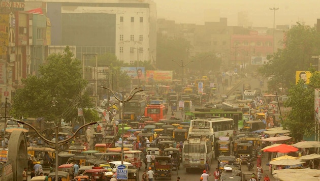Smog über der indischen Hauptstadt Neu-Delhi (Bild: AFP/Narinder Nanu)