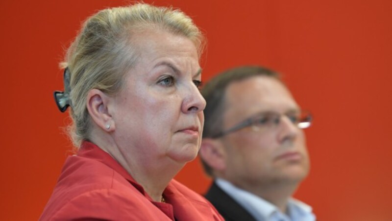 Sozialministerin Beate Hartinger-Klein (ÖVP) (Bild: APA/ROLAND SCHLAGER)