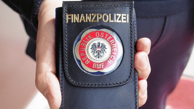 A pénzügyi rendőrség négy kiemelt kampányban 216 vállalkozást ellenőrzött. (Bild: Leitner Thomas)