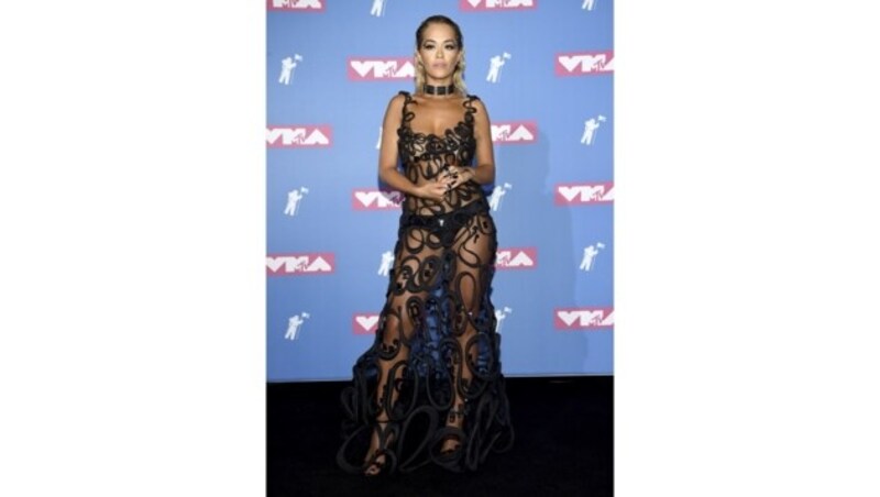 Rita Ora im Nacktkleid bei den MTV Video Music Awards (Bild: Invision)