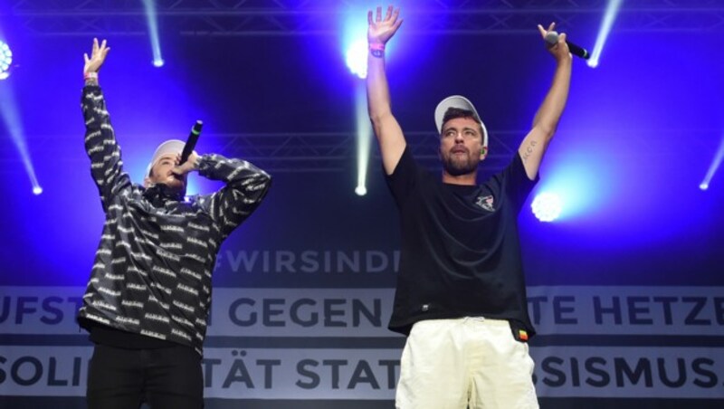 Marteria mit Casper bei einem Konzert (Bild: AFP)