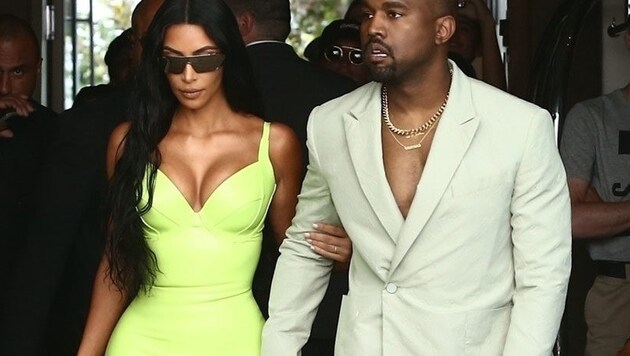 Kim Kardashian trägt zurzeit am liebsten Kleidung in Neonfarben. (Bild: www.PPS.at)