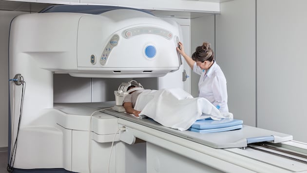 It takes up to 30 days to get an MRI appointment in Styria. Computer tomography examinations are faster. (Bild: Kot63/stock.adobe.com)