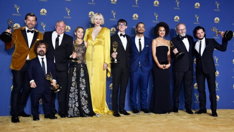 Die Darsteller der Serie „Game of Thrones“ im Press Room der Emmy Awards (Bild: 2018 Getty Images)