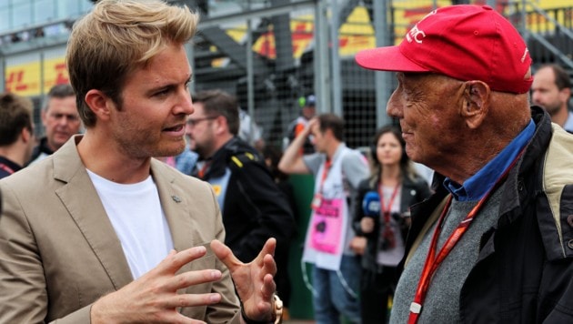 Nico Rosberg (links) im Gespräch mit Niki Lauda (Bild: GEPA)