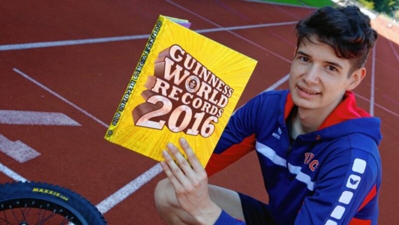 Einmal holte er den Weltrekord schon heim: Im Guinness World Records Buch 2016 ist er abgebildet. (Bild: Rojsek-Wiedergut Uta)