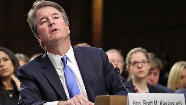 Sieht sich mit Vorwürfen des sexuellen Missbrauchs konfrontiert: Richterkandidat Brett Kavanaugh (Bild: APA/AFP/GETTY IMAGES/WIN MCNAMEE)