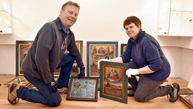 Stille Nacht Museum in Mariapfarr im Lungau (S), im Pfarrhof neben der Basilika. Ausstellungsplaner Mag. Edgar Schreiner und Dr. Hemma Ebner (Ausstellungskuratin) (Bild: ROLAND HOLITZKY)