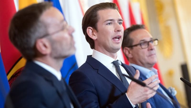 Innenminister Herbert Kickl (FPÖ), Bundeskanzler Sebastian Kurz (ÖVP), Vizekanzler Heinz-Christian Strache (FPÖ) (Bild: APA/Georg Hochmuth)