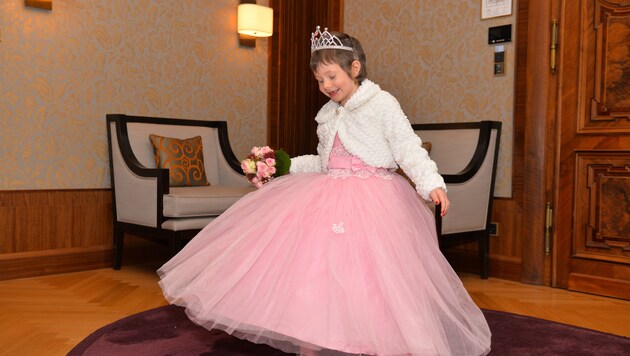 Nach einer Erkrankung wurde Milas Wunsch Wirklichkeit: einen Tag Prinzessin sein. (Bild: Make-a-Wish/Klaus Prokop)
