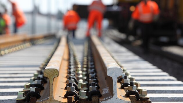 Bauarbeiten am Schienennetz (Bild: ÖBB/Deopito)