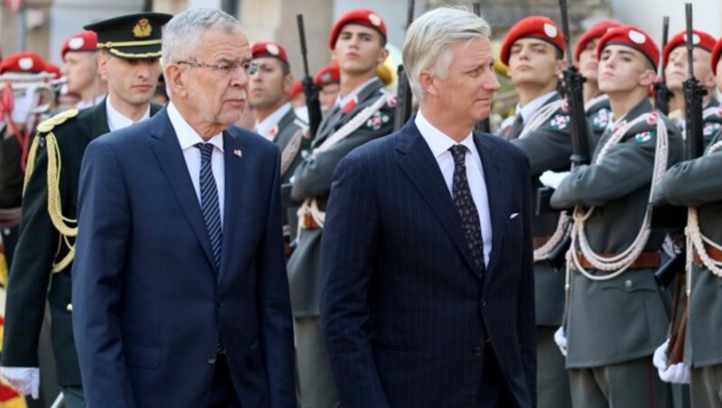 Alexander Van der Bellen begrüßte König Philippe von Belgien in Wien. (Bild: AP)