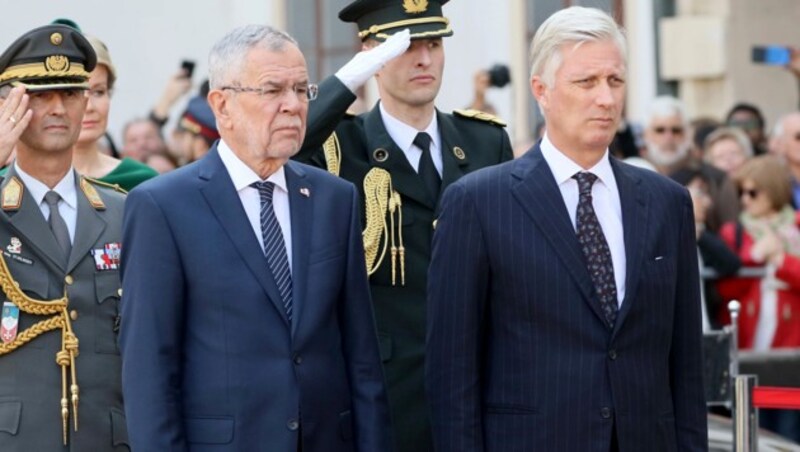 Alexander Van der Bellen begrüßte am Montag König Philippe von Belgien in Wien. (Bild: AP)