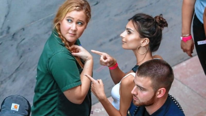 Amy Schumer und Emily Ratajkowski wurden bei einem Prostestmarsch gegen Brett Kavanaugh verhaftet. (Bild: EPA)