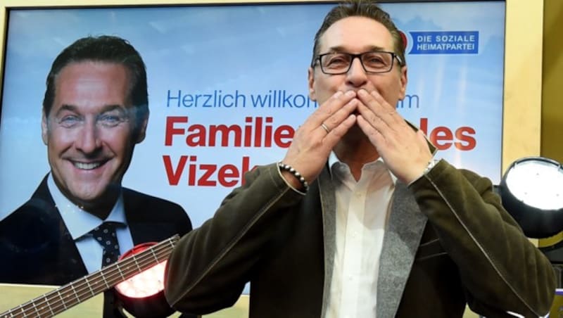 FPÖ-Chef Heinz-Christian Strache (Bild: APA/HERBERT P. OCZERET)