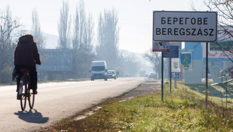 Beregowe ist die zentrale Stadt der ethnischen Ungarn in der Ukraine. (Bild: APA/AFP/Sergiy Gudak)