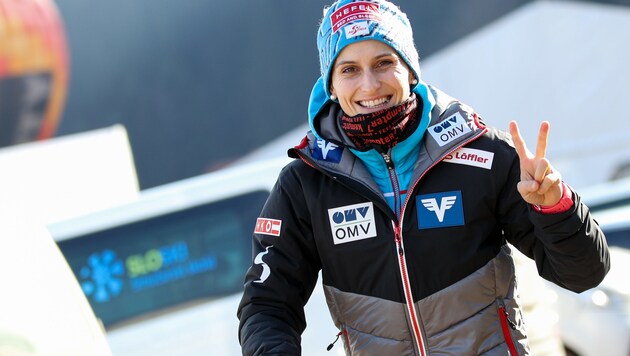 Skispringerin Eva Pinkelnig (Bild: GEPA)
