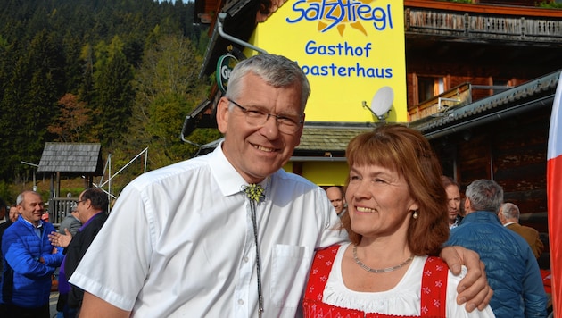 Friedl und Regina Kaltenegger haben das Salzstiegl verkauft. (Bild: Traby Jakob)