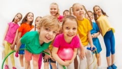 Die Bewegungsstunde in Kindergärten und Volksschulen ist in Gefahr. (Bild: ©Sergey Novikov - stock.adobe.com)