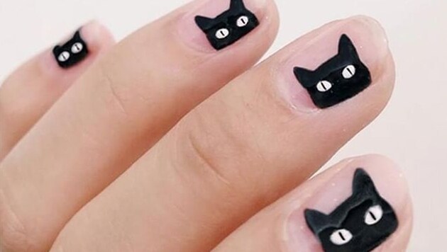 Zu Halloween dürfen auch die Nägel auffallen. (Bild: instagram.com/essie)