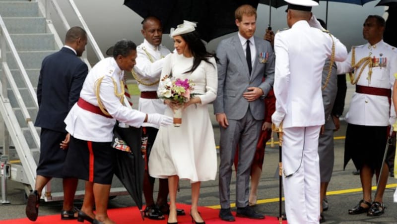 In Suva auf den Fidschi-Inseln wurden Meghan und Harry herzlich willkommen geheißen. (Bild: Copyright 2018 The Associated Press. All rights reserved)