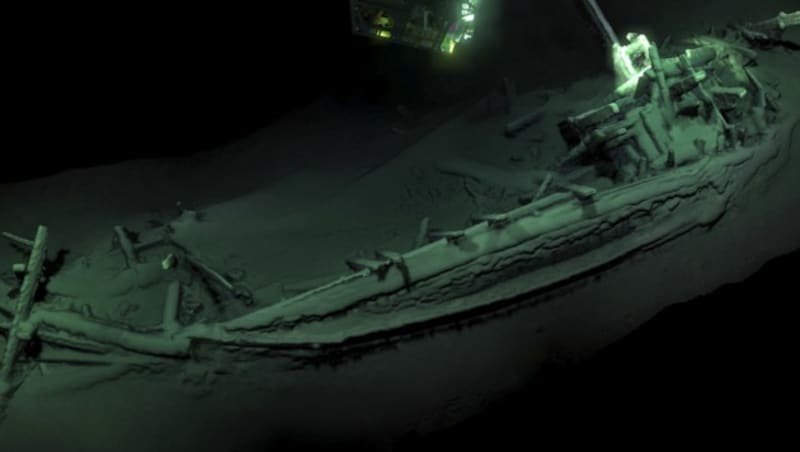 Das 2400 Jahre alte griechische Schiffswrack liegt in zwei Kilometern Tiefe. (Bild: Black Sea MAP/EEF Expeditions)