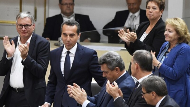 Christian Kern nach seiner Abschiedsrede (Bild: APA/ROBERT JAEGER)