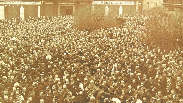 Am 12. November 1918 wird in Graz die Republik proklamiert. (Bild: Steiermärk. Landesarchiv)