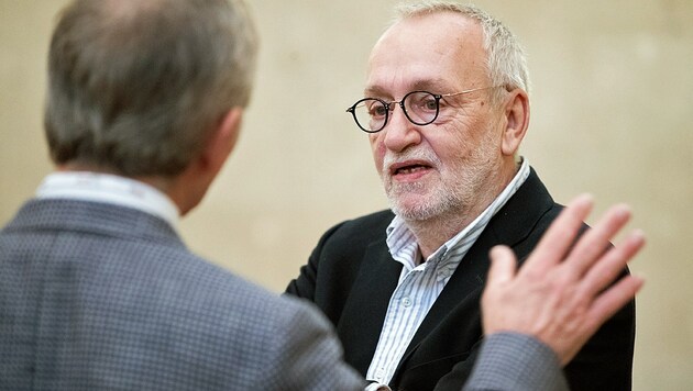 Ex-Telekom-Vorstand Rudolf Fischer ist wegen Untreue angeklagt. (Bild: APA/GEORG HOCHMUTH/APA-POOL)