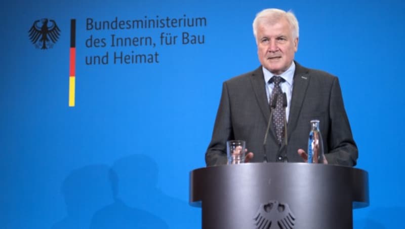 Horst Seehofer (Bild: APA/AFP/dpa/Ralf Hirschberger)