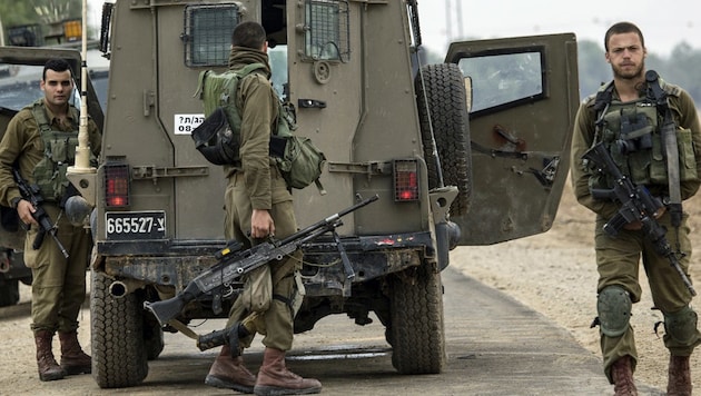 Angespannte Lage an der israelischen Grenze zum Gazastreifen (Bild: ASSOCIATED PRESS)
