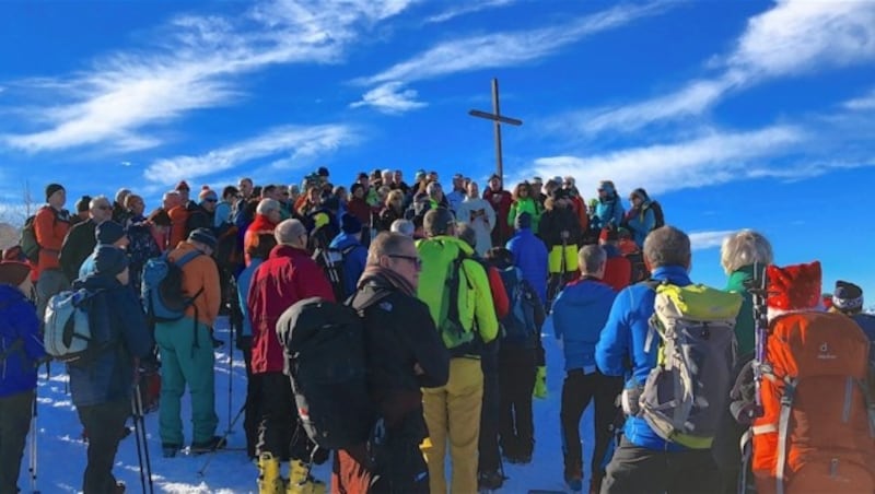 Gipfelandacht am Monte Lussari (Bild: Wallner Hannes/Kronenzeitung)