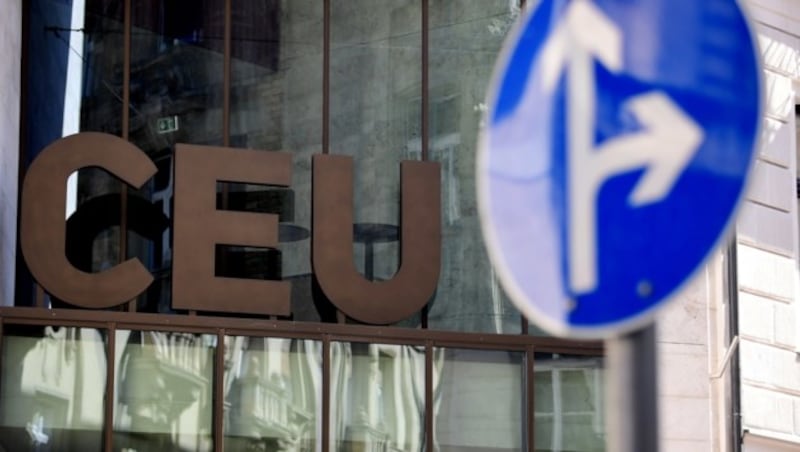 Die Central European University wird sich aus Budapest zurückziehen und womöglich in Wien seine Pforten öffnen. (Bild: AFP)