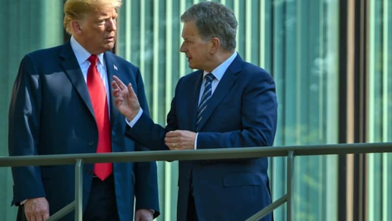 Bei einem ihrer Treffen (hier im Juli in Helsinki) muss es zu einem Missverständnis zwischen Trump und Niinistö gekommen sein. (Bild: APA/AFP/BRENDAN SMIALOWSKI)