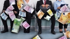 Öffentlich Bedienstete konnten sich 2022, 2023 und 2024 über Einkommenssteigerungen freuen, die ...