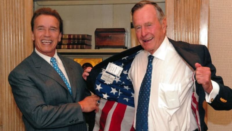 Schwarzenegger und George Bush senior (Bild: zVg)