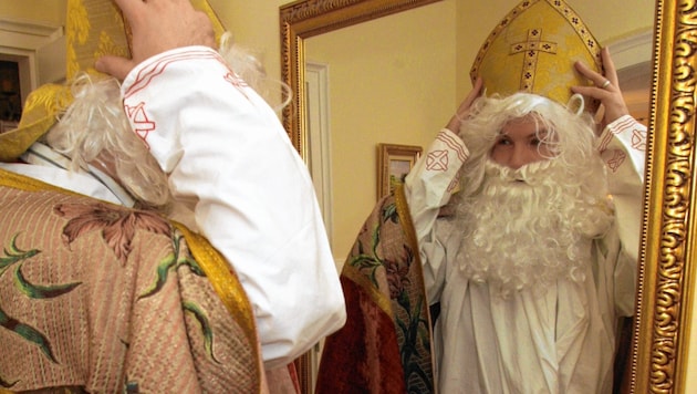 A large majority is in favor of St. Nicholas coming to the children. (Bild: Kronen Zeitung)