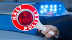 Der Verletzungsgrad der beiden Unfallopfer war vorerst nicht bekannt. (Bild: Picture-Factory - Fotolia)