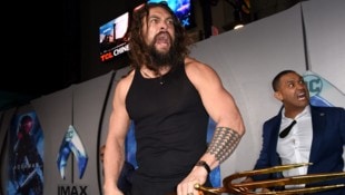 Der 46-jährige Schauspieler ist gebürtiger Hawaiianer und von den Unwettern betroffen.