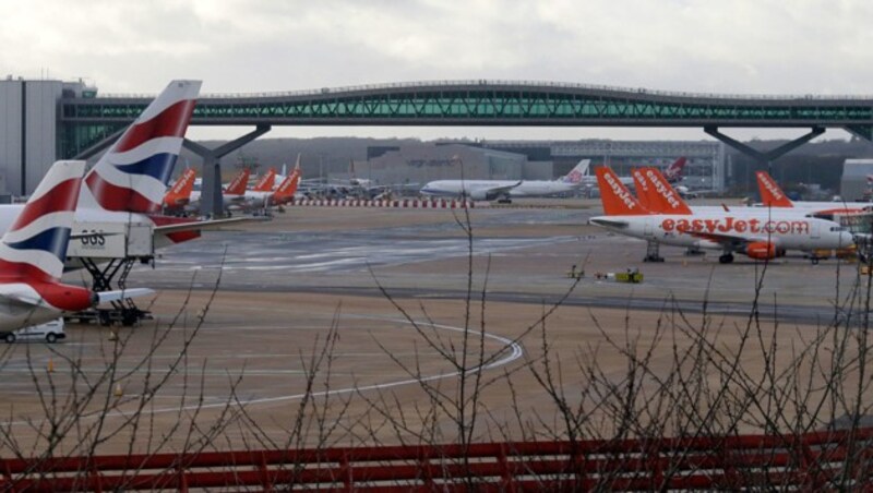 Der Flughafen London-Gatwick (Bild: Associated Press)