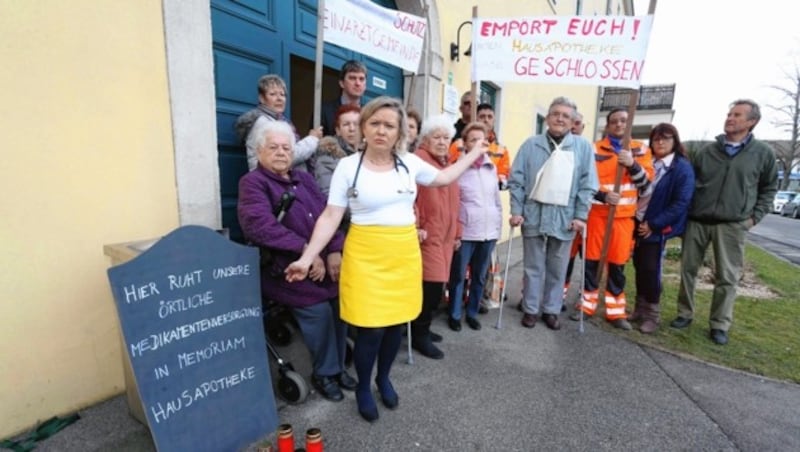 Immer öfter gibt es in Österreich Konflikte um geschlossene Hausapotheken in sogenannten Einarztgemeinden. (Bild: Judt Reinhard)