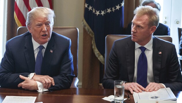 US-Präsident Donald Trump und Patrick Shanahan (Bild: AP)