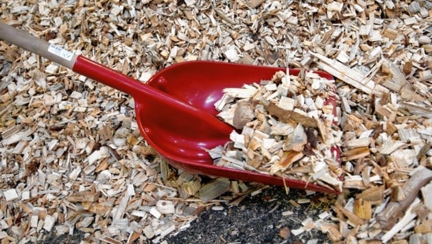 Schrecklicher Unfall in einer mit Hackschnitzeln betriebenen Heizung (Symbolbild). (Bild: Uta Rojsek-Wiedergut (Symbolbild))