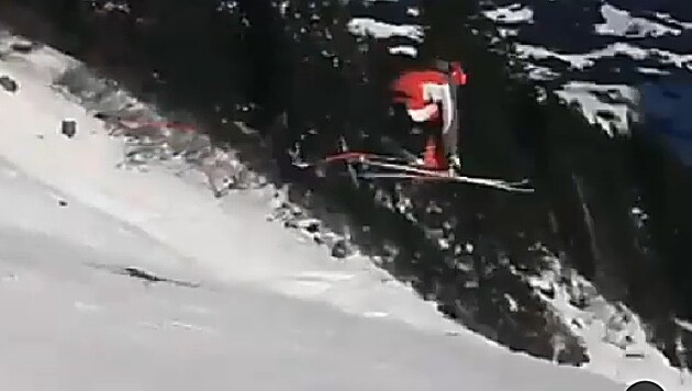 Salzburgs Skihoffnung Lukas Paßrugger startet mit einem irren Stunt ins Jahr 2019. Foto: Screenshot Instagram (Bild: Paßrugger)