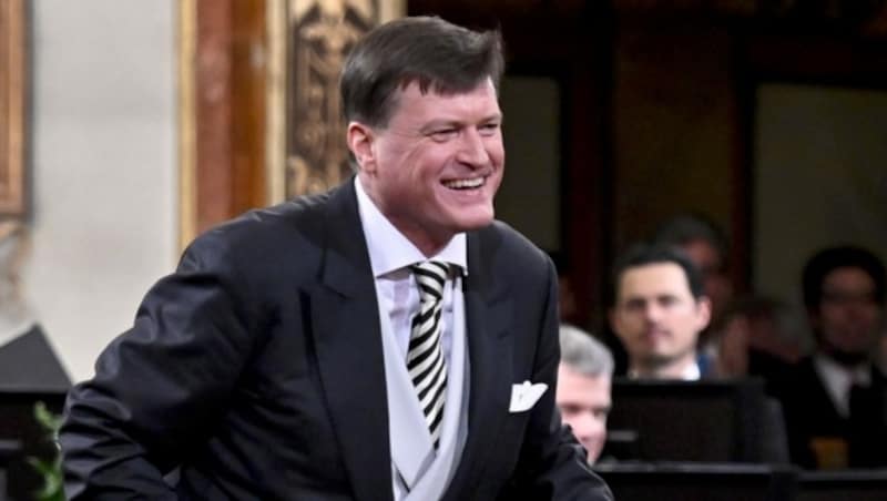 Christian Thielemann kehrt ans Dirigentenpult der Wiener Philharmoniker zurück. (Bild: APA/HERBERT NEUBAUER)